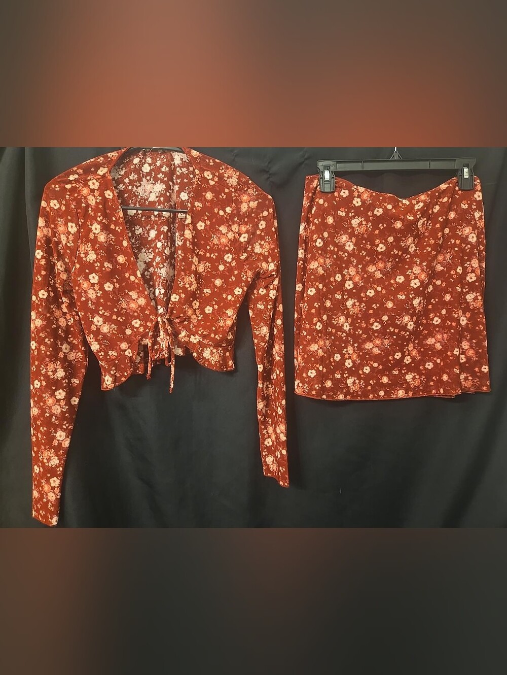 Madden Girl Burgundy Floral 2 Piece Tie Front Top Skirt Set M NWOT